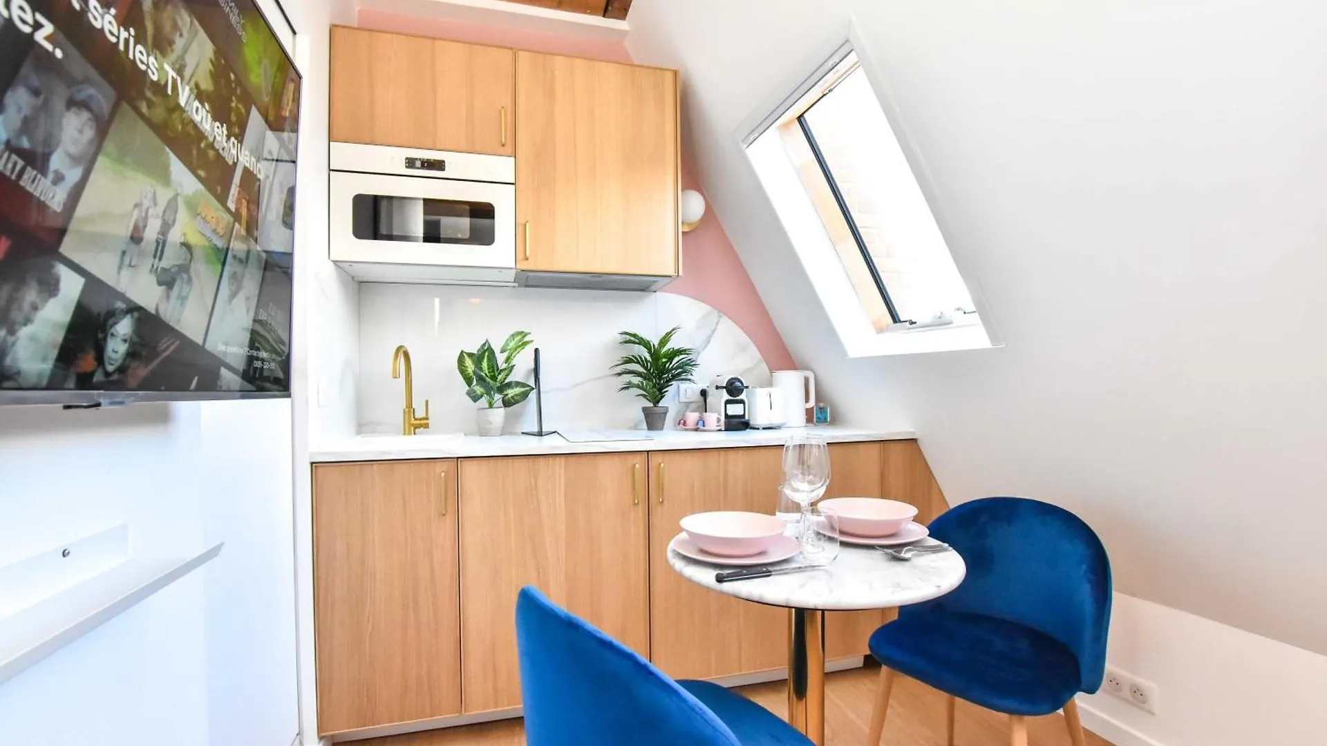 Apartment Charming Studio - 2P - Champs Elysees Paris